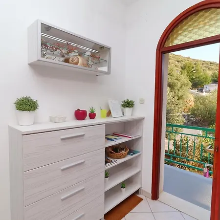 Seafront Anthony Lejlighed