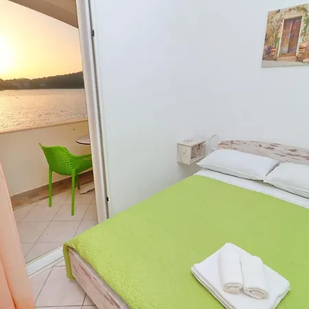 Seafront Anthony アパート *