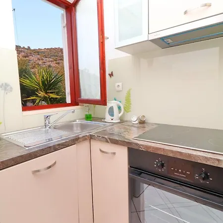 Seafront Anthony Apartment Lastovo